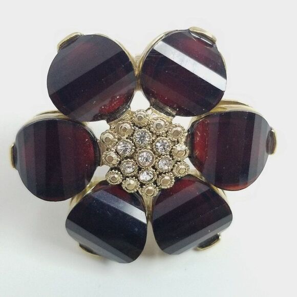Vintage Dark Red Rhinestone Flower Brooch, Retro Faceted Design Lapel PIn - Picture 6 of 6